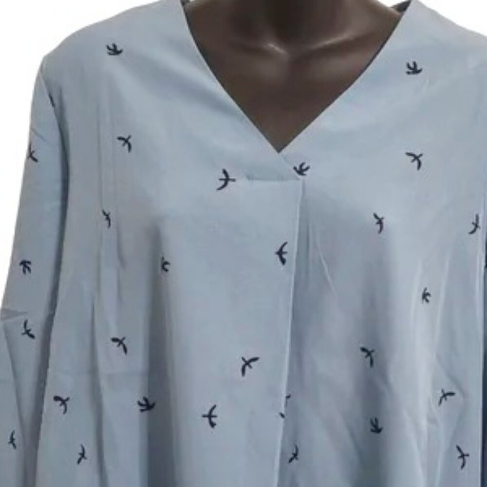 Light Blue V-Neck Bird Print Blouse